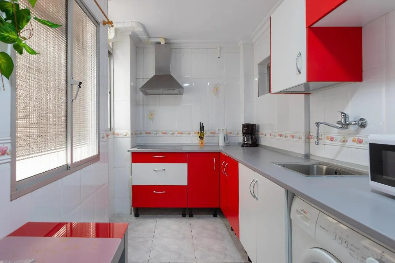 Apartamento Con Terraza Centrico Malaga Apartment
